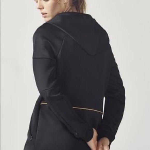 Fabletics Tunic Length Livia Jacket - NWT - Picture 5 of 12